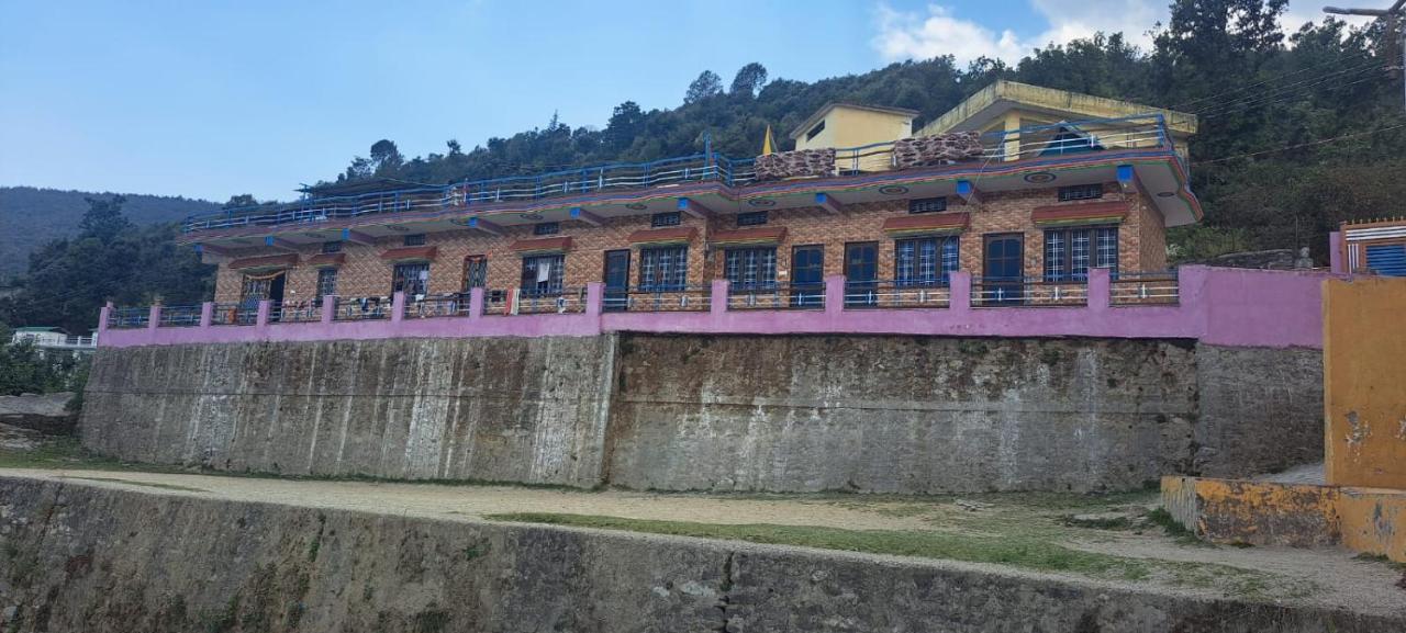 Chaukhamba Viewpoint By Stayapart Gupta Kāshi Eksteriør bilde